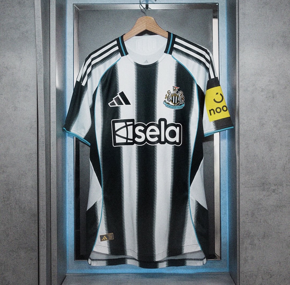 Newcastle (Home)
