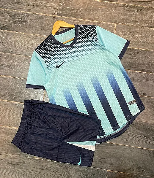 Nike Unisex Sports Wear